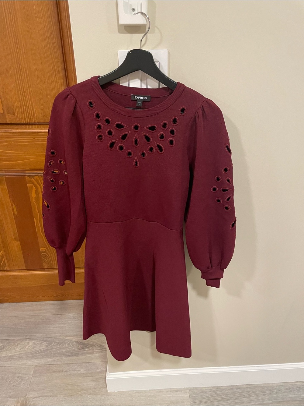 Express Girls Burgundy Eyelet Knit Puff-Sleeve Dress